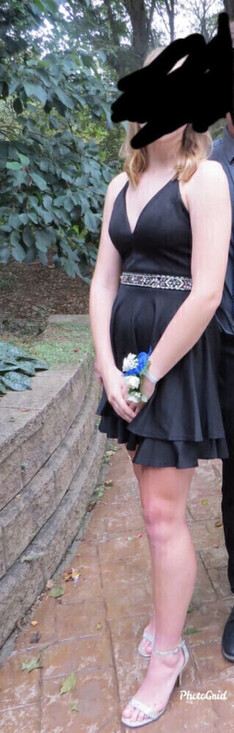 Dillard's Brand Formal Gown - Picture 8 of 10